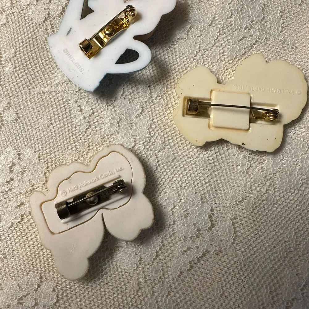 Vintage Hallmark Pins